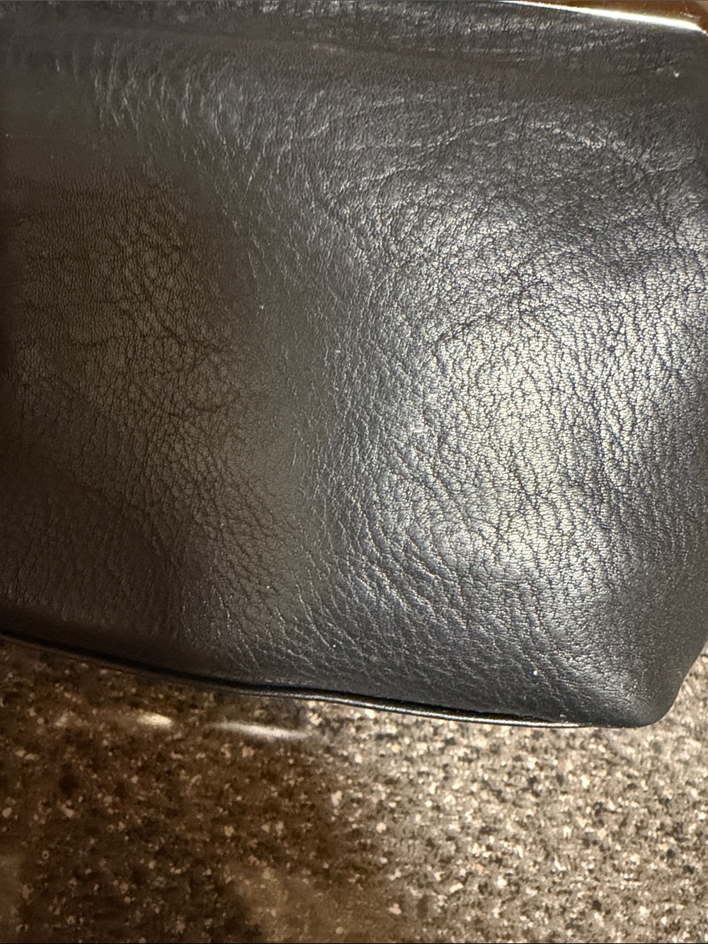American leather Classic Black Leather Kiss-Lock Coin Purse - Picture 6 of 6